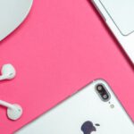 Computer Accessories - Closeup Photo of Silver Iphone 7 Plus With Earpods